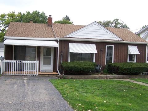 3708 Maple Ave, Mchenry, IL 60050 photo 1