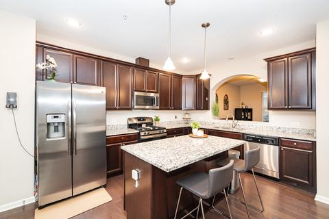 1186 Colfax Ave, Des Plaines, IL 60016 photo 6