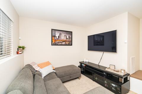 1186 Colfax Ave, Des Plaines, IL 60016 photo 27