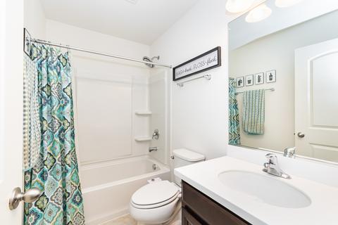 1186 Colfax Ave, Des Plaines, IL 60016 photo 24