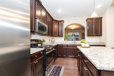 1186 Colfax Ave, Des Plaines, IL 60016 photo 7