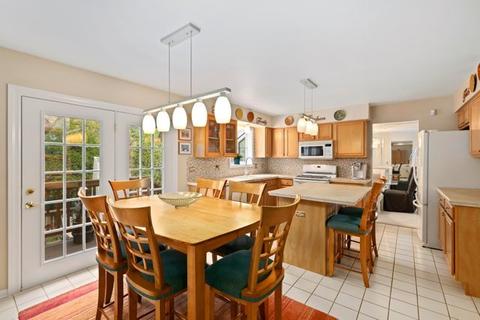 1126 Locust Ct, Bartlett, IL 60103 photo 18