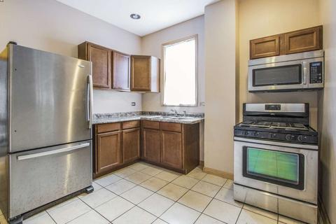 7640 S Evans Ave, Chicago, IL 60619 photo 10
