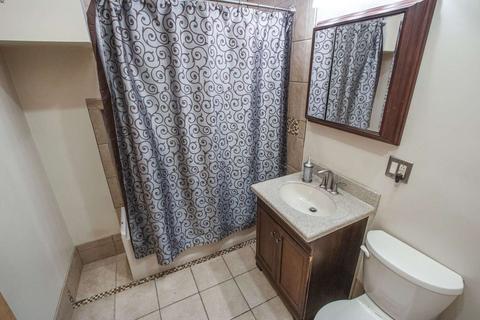 7640 S Evans Ave, Chicago, IL 60619 photo 6