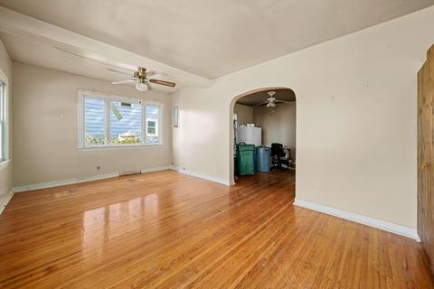 511 Standish St, Elgin, IL 60123 photo 6