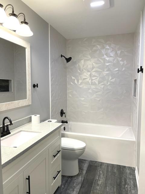 4405 Beacon Ct, Hoffman Estates, IL 60192 photo 6