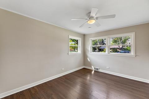 435 Cornell Ave, Des Plaines, IL 60016 photo 10