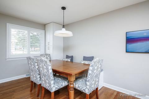 526 E Park Ave, Elmhurst, IL 60126 photo 8