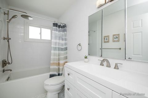 526 E Park Ave, Elmhurst, IL 60126 photo 14