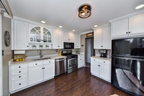 1636 S Lorraine Rd, Wheaton, IL 60189 photo 6