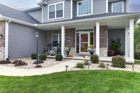 109 Dode Dr, Downs, IL 61736 photo 2