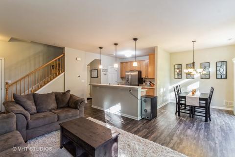2603 Pondview Dr, Algonquin, IL 60102 photo 2