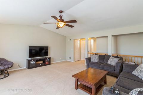 2603 Pondview Dr, Algonquin, IL 60102 photo 8