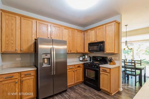 2603 Pondview Dr, Algonquin, IL 60102 photo 6