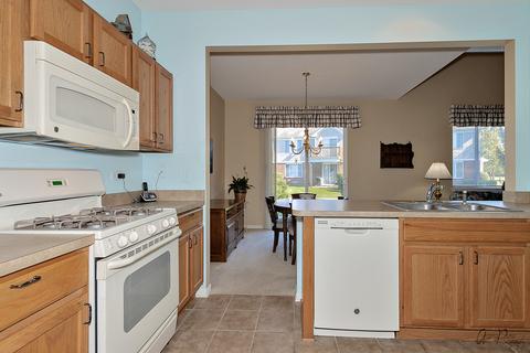 731 Legend Ln, Mchenry, IL 60050 photo 10