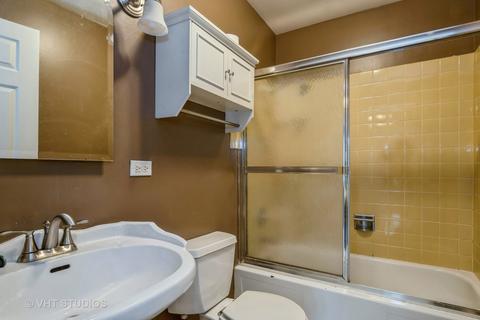 1430 Sandstone Dr #306, Wheeling, IL 60090 photo 8