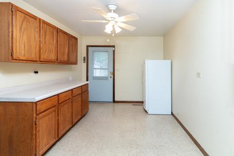 813 Area St, Mchenry, IL 60051 photo 19