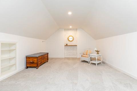 916 Douglas Ave, Elgin, IL 60120 photo 25