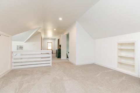 916 Douglas Ave, Elgin, IL 60120 photo 26