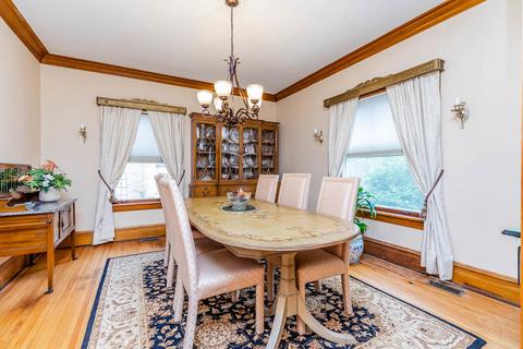 916 Douglas Ave, Elgin, IL 60120 photo 9