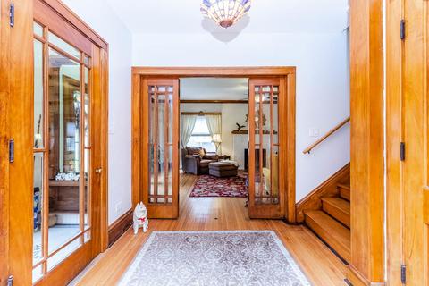 916 Douglas Ave, Elgin, IL 60120 photo 10