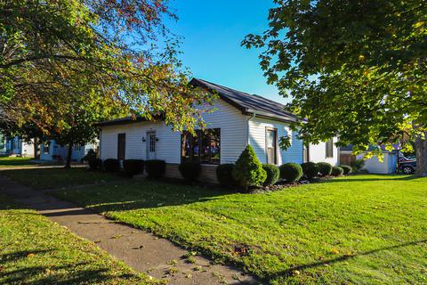 201 E Washington St, Harvard, IL 60033 photo 1
