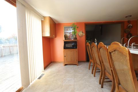 201 E Washington St, Harvard, IL 60033 photo 5