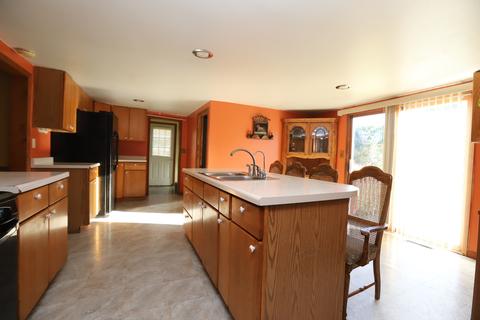 201 E Washington St, Harvard, IL 60033 photo 3