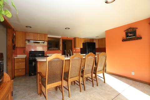 201 E Washington St, Harvard, IL 60033 photo 4