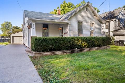 912 E Walnut St, Bloomington, IL 61701 photo 1