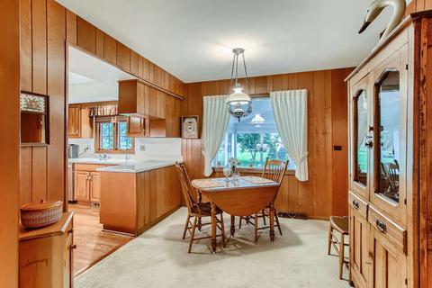 38 W225 Pars Path, Elgin, IL 60124 photo 20