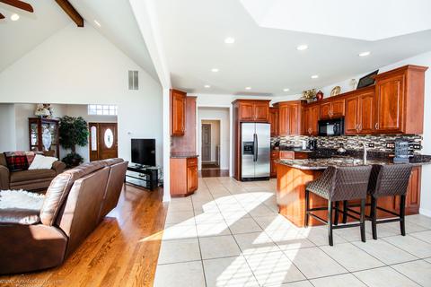 856 Maple Ln, Peotone, IL 60468 photo 10