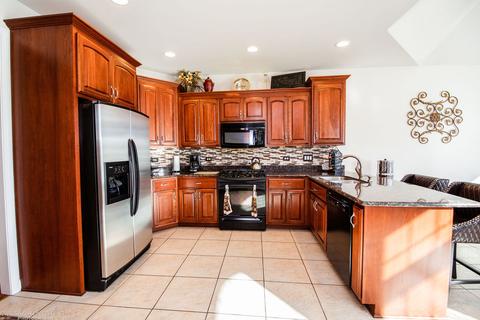 856 Maple Ln, Peotone, IL 60468 photo 11