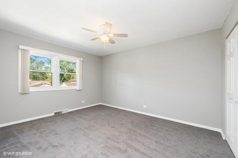 4135 Hudson Dr, Hoffman Estates, IL 60192 photo 18