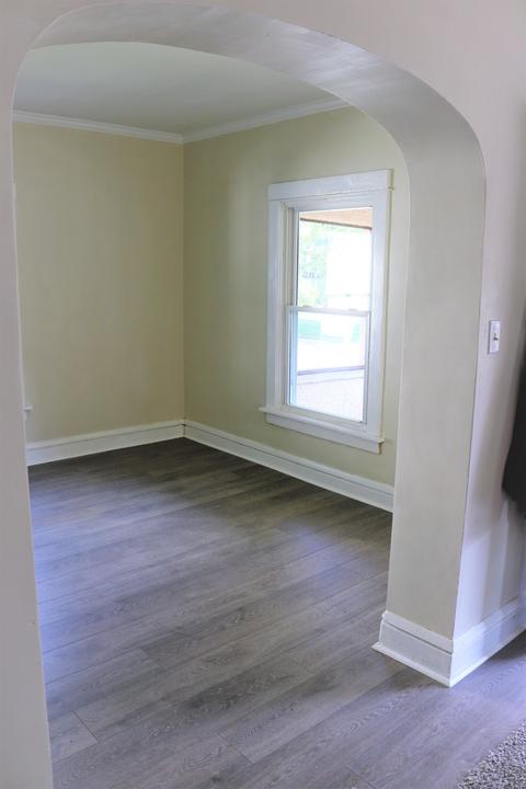 555 S Poplar Ave, Kankakee, IL 60901 photo 4
