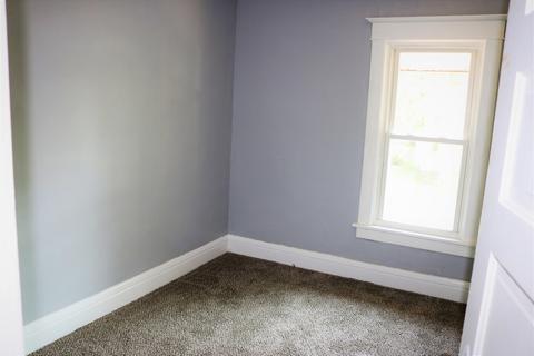 555 S Poplar Ave, Kankakee, IL 60901 photo 18