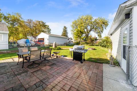306 E Willow Dr, Round Lake Park, IL 60073 photo 17