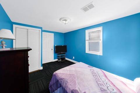 306 E Willow Dr, Round Lake Park, IL 60073 photo 9