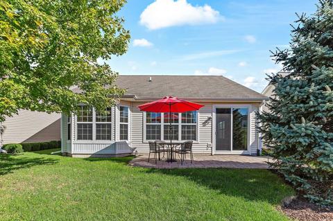2868 Edgewater Dr, Elgin, IL 60124 photo 16