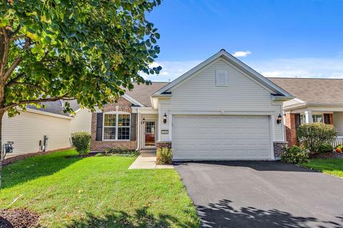 2868 Edgewater Dr, Elgin, IL 60124 photo 1