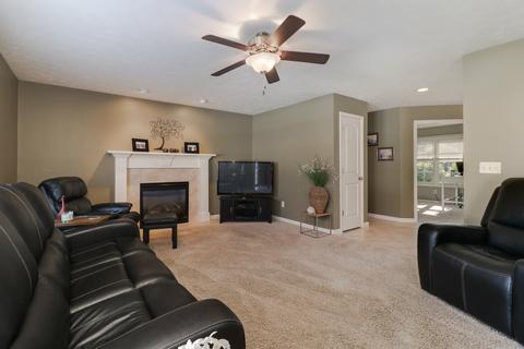 3268 Blue Bird St, Normal, IL 61761 photo 11