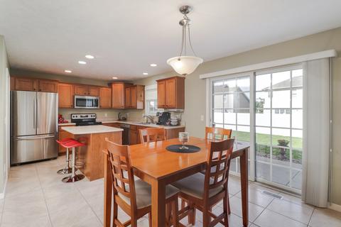 3268 Blue Bird St, Normal, IL 61761 photo 14