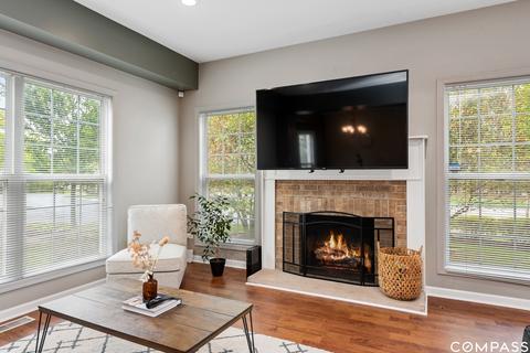 5475 Mcdonough Rd, Hoffman Estates, IL 60192 photo 5