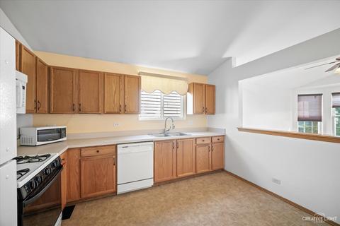 1760 Simms St, Aurora, IL 60504 photo 4