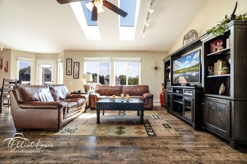 2215 Clipper Ct, Elgin, IL 60123 photo 4