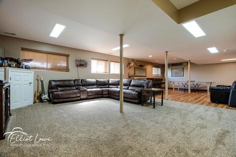 2215 Clipper Ct, Elgin, IL 60123 photo 19