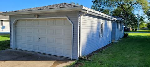 227 E Union St, Seneca, IL 61360 photo 18