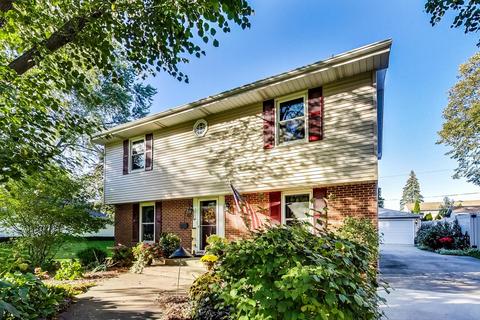 1011 Pershing Ave, Wheaton, IL 60189 photo 2