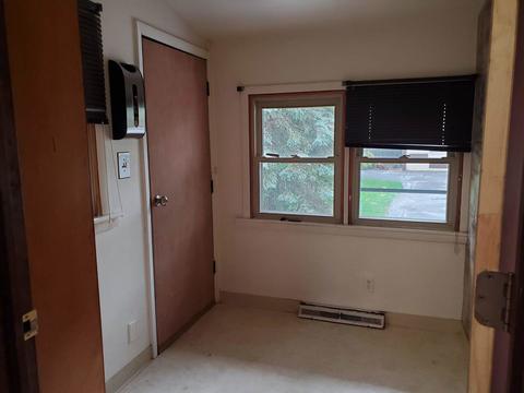 554 Arlington Ave, Des Plaines, IL 60016 photo 16
