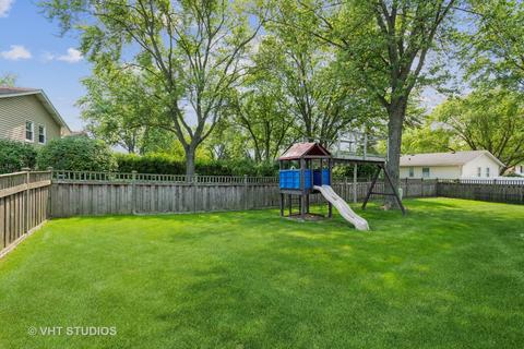 945 W Firestone Dr, Hoffman Estates, IL 60192 photo 20